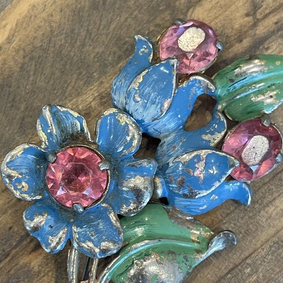 Vintage 1940's Pot Metal Rhinestone Enamel Floral Bouquet Brooch "MADE IN USA" - Picture 4 of 10